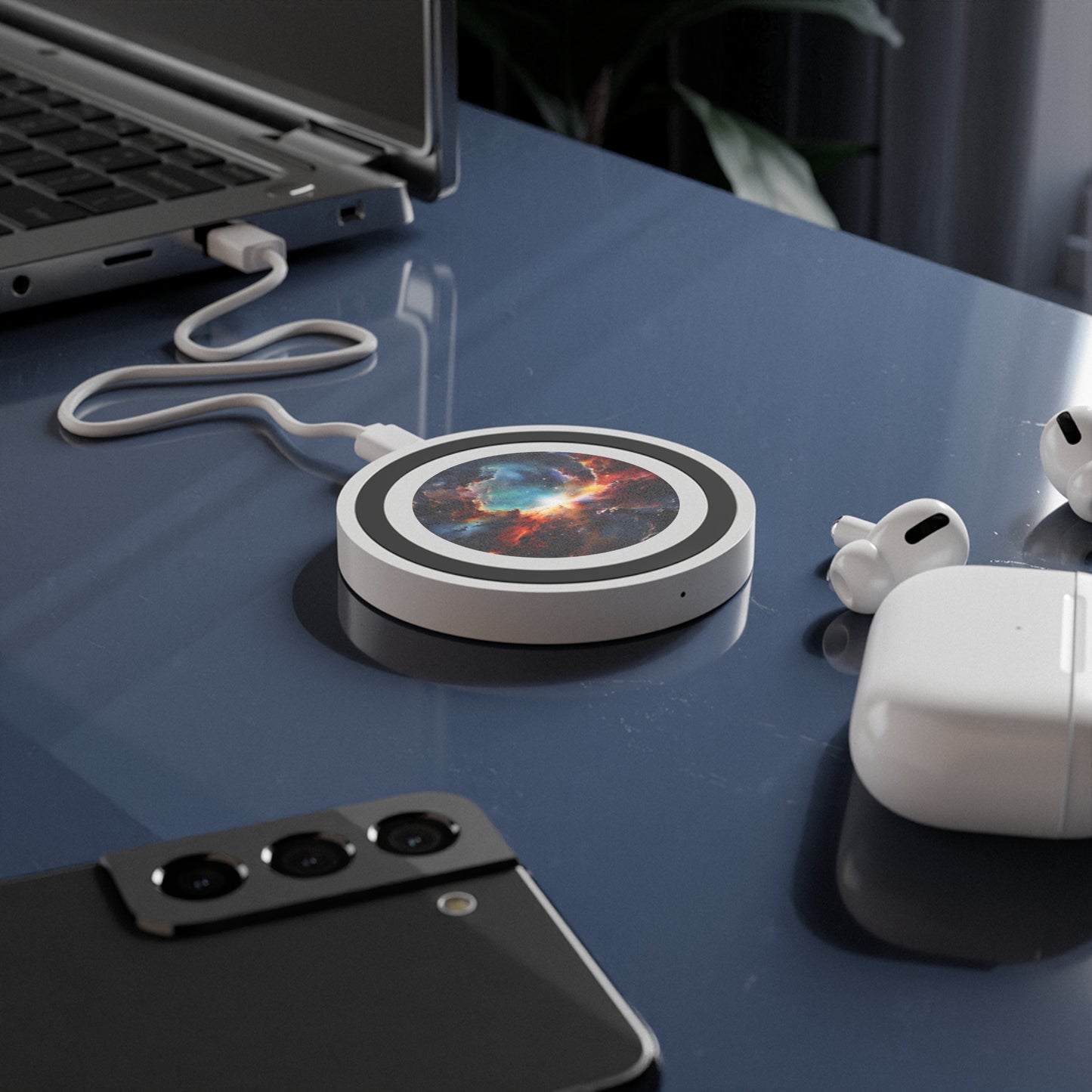 Galaxy Nebula Wireless Charging Pad — Qi Fast Charger with Space Design